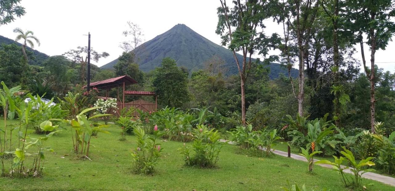 Tropical Suites & Villas La Fortuna Exterior photo